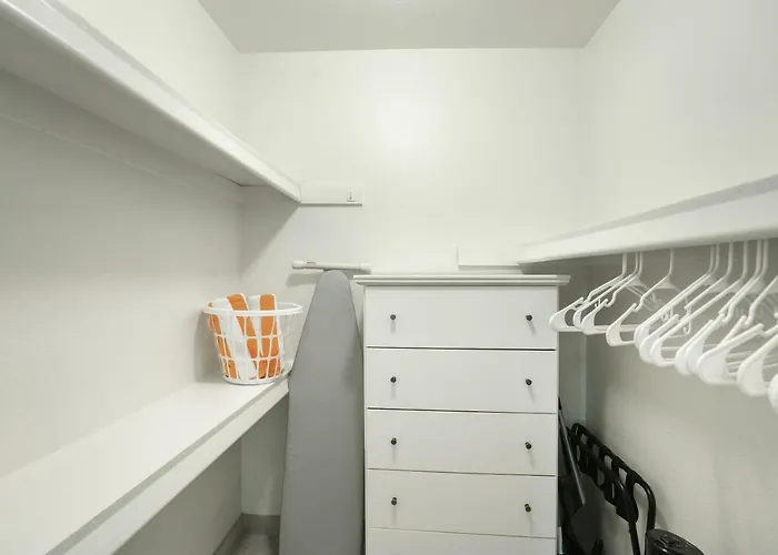 Apartment 226 Fully Furnished, Wifi Included Scottsdale